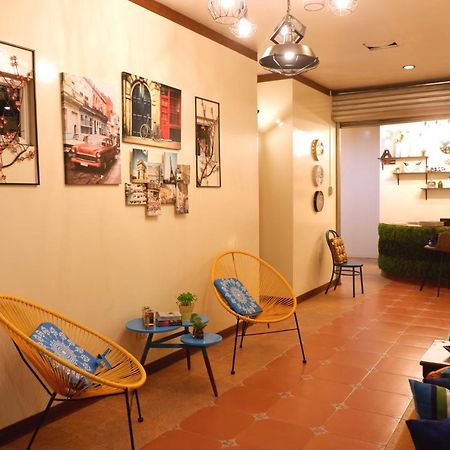 The Runway Inn - Mactan Cebu Île de Mactan Extérieur photo